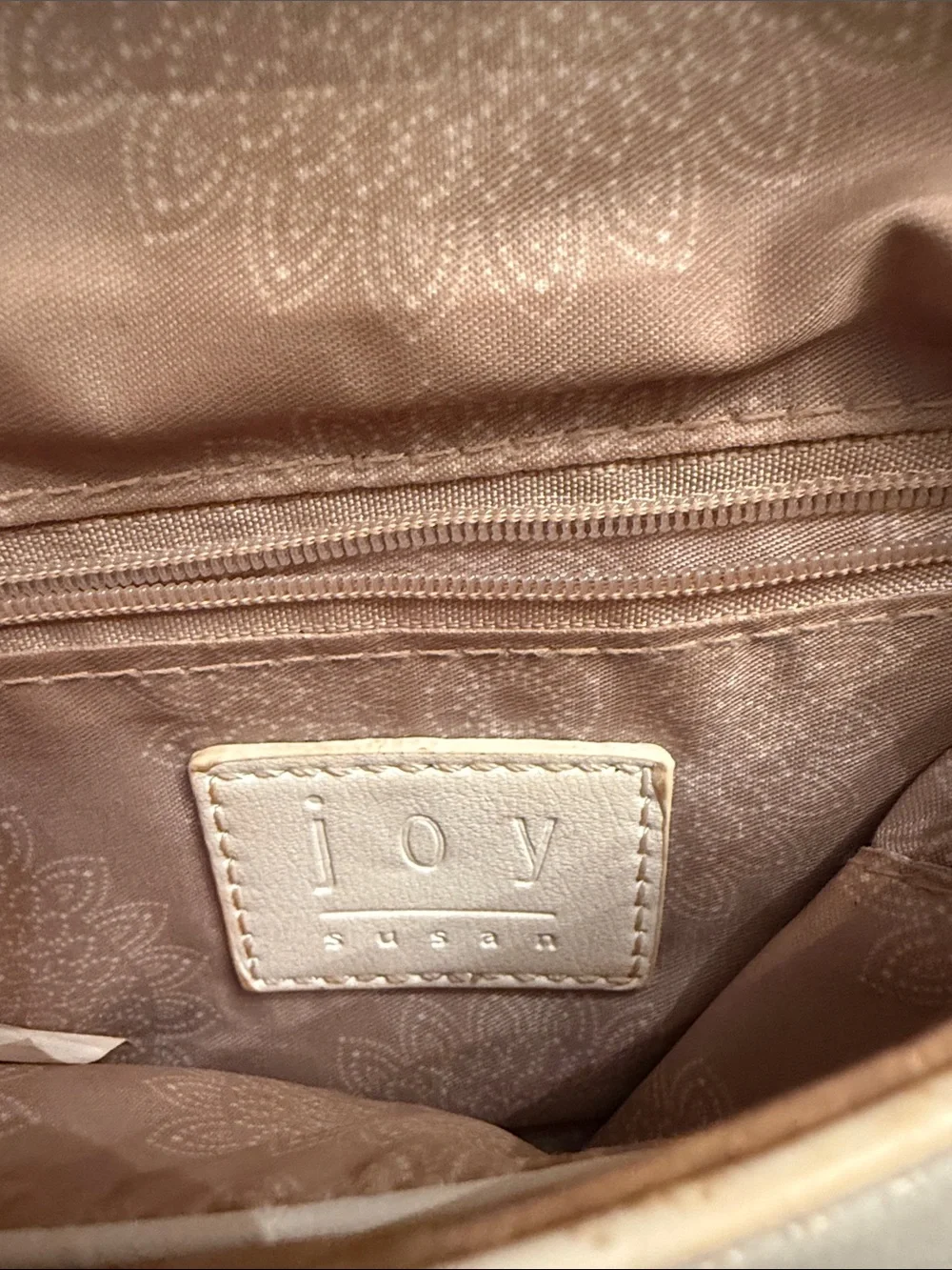 Joy Susan Ivory Phone Crossbody Wallet Purse Card Holder Minimalist Small Bag